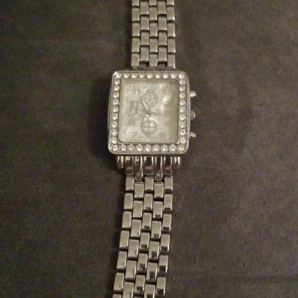 Sliver watch